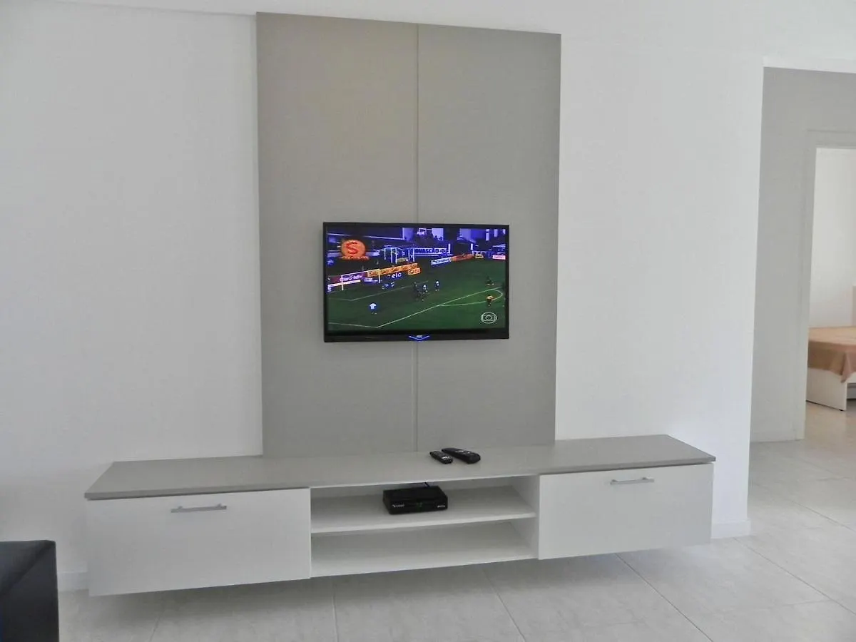 1013 Apartamento Para Locacao Em Bombinhas 0*,