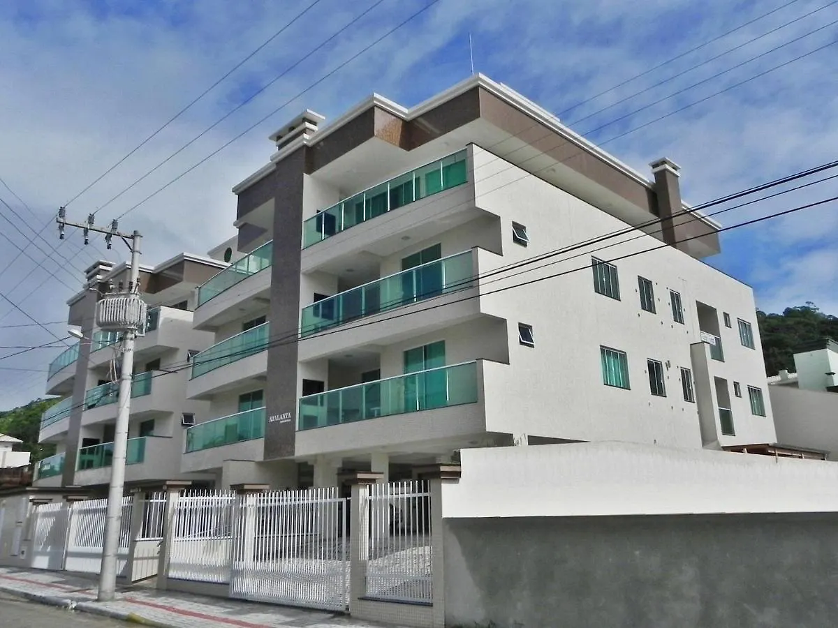 1013 Apartamento Para Locacao Em Bombinhas