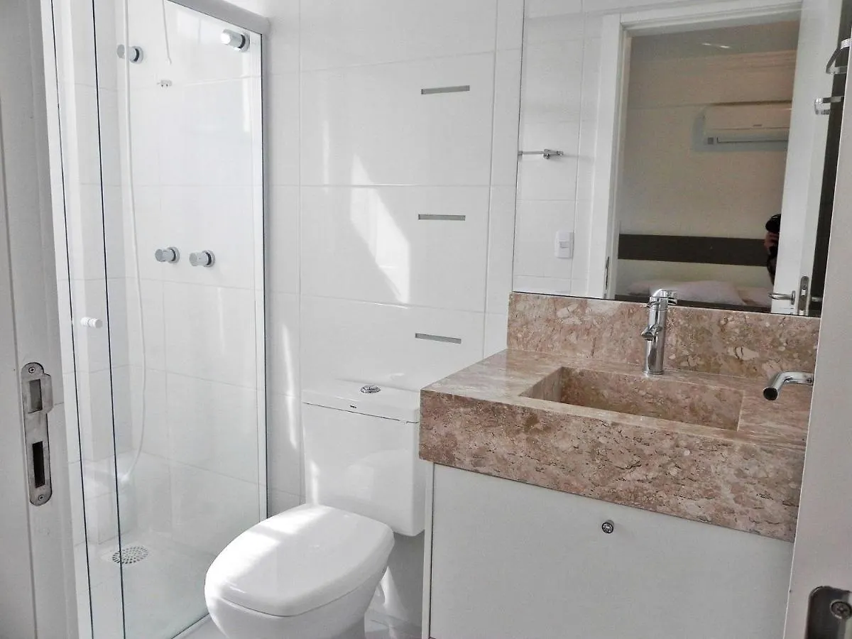 1013 Apartamento Para Locacao Em Bombinhas Apartment